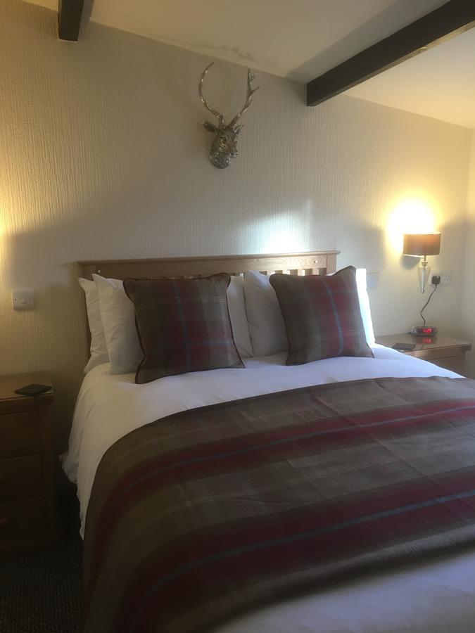 The Wee Dram Hotel Foyers Exterior foto