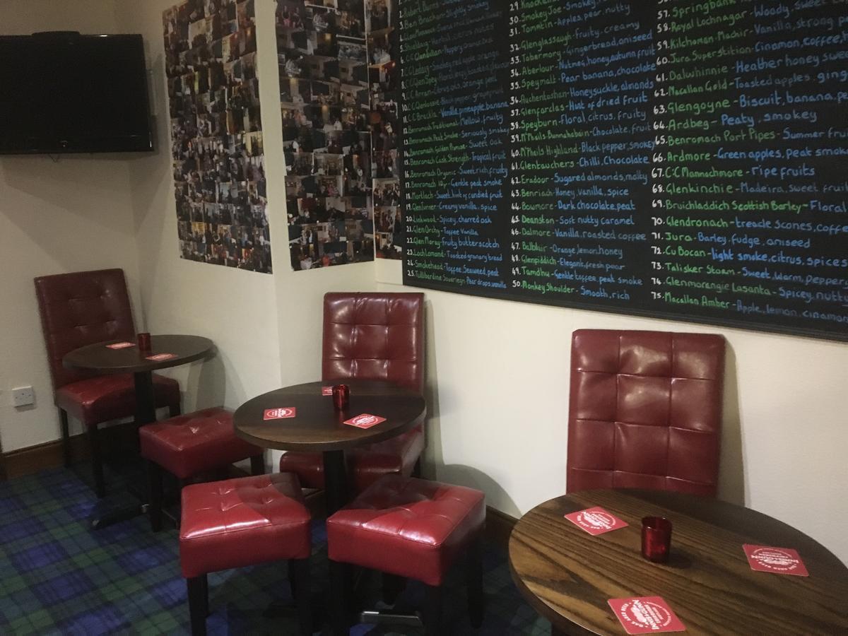 The Wee Dram Hotel Foyers Exterior foto